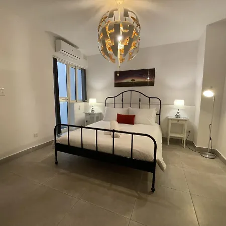 Гостевой дом Casa Leon Malta *