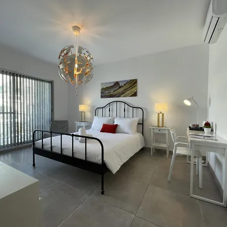 Гостевой дом Casa Leon Malta *