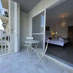 Casa Leon Malta * San Julián