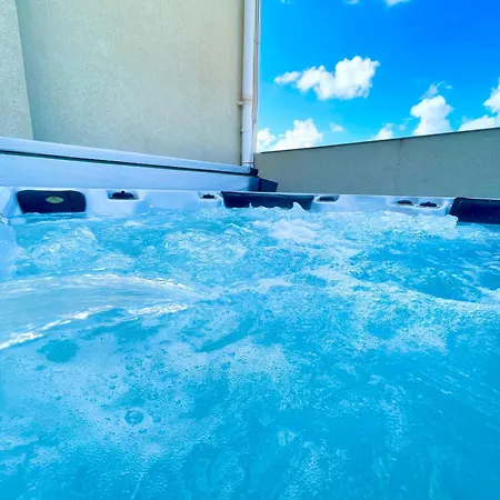 Casa Leon Malta * St. Julian's