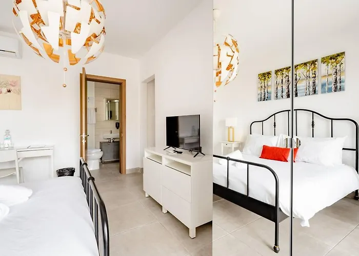 Casa Leon Malta Guest house *