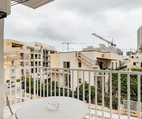 Casa Leon Malta * St. Julian's