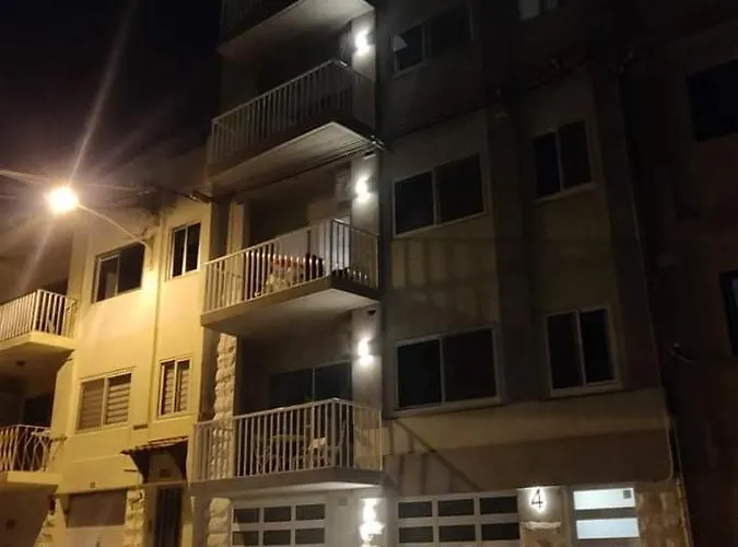 Casa Leon Malta Vendégház San Ġiljan